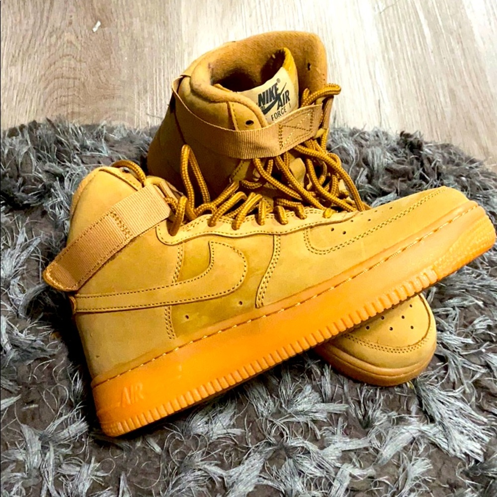 Nike Air Force 1